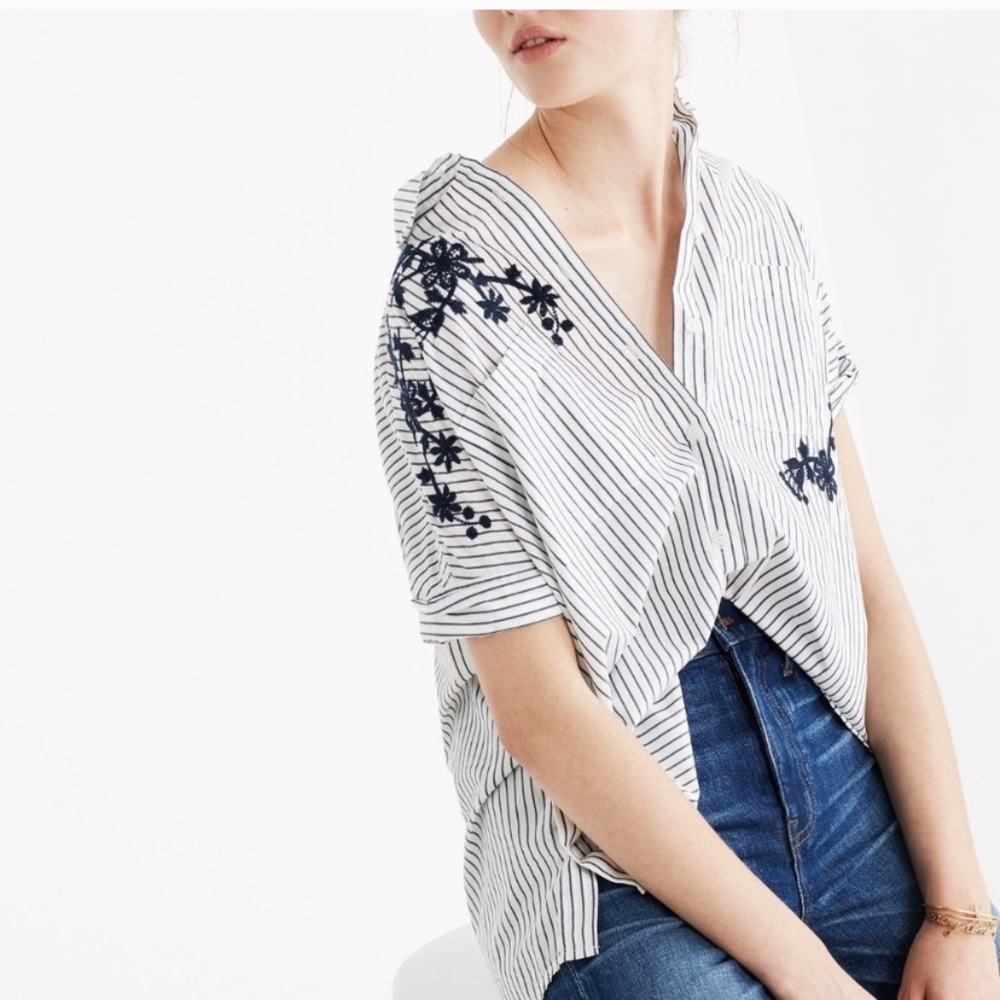 Madewell floral embroidered button down shirt
